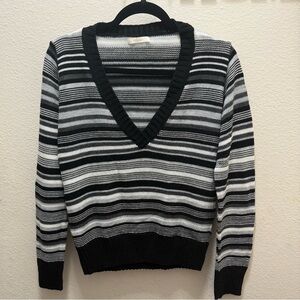 Stylish Striped V-Neck Sweater women – Black, White & Gray